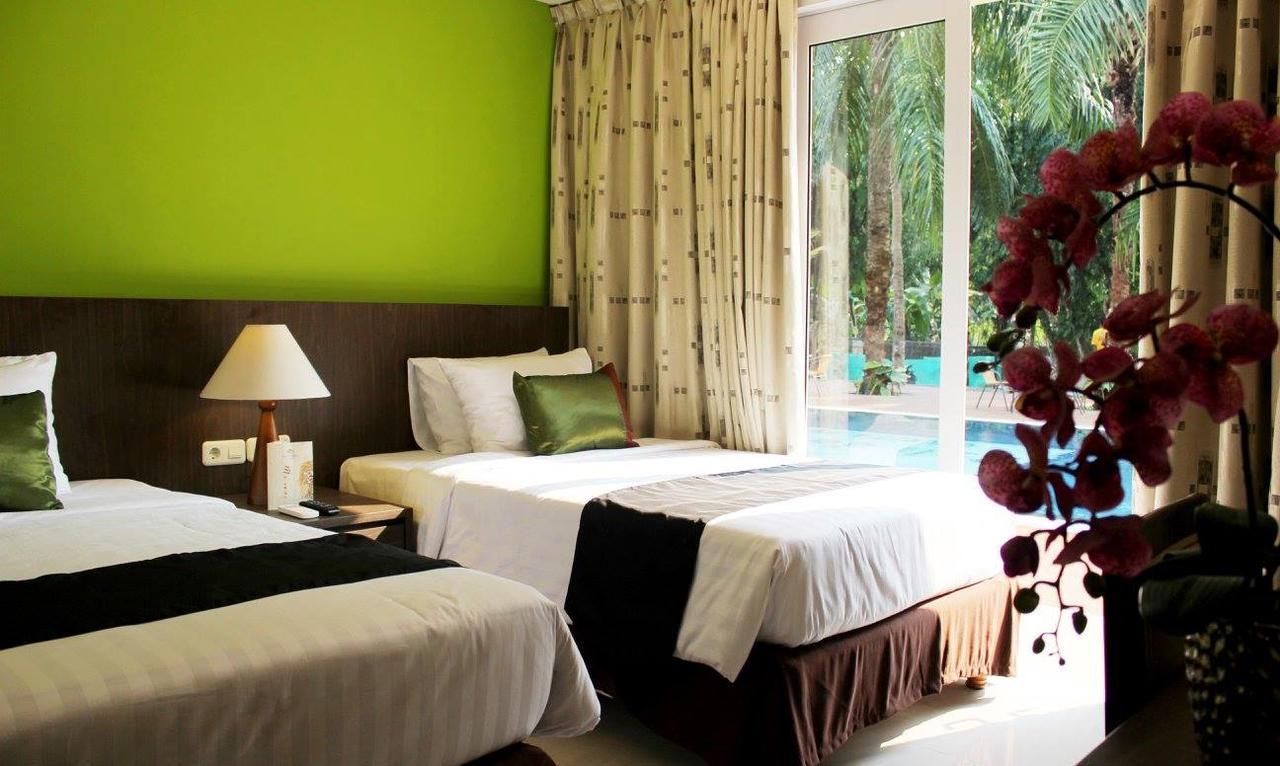 Bali De Anyer Hotel & Restaurant Exterior photo
