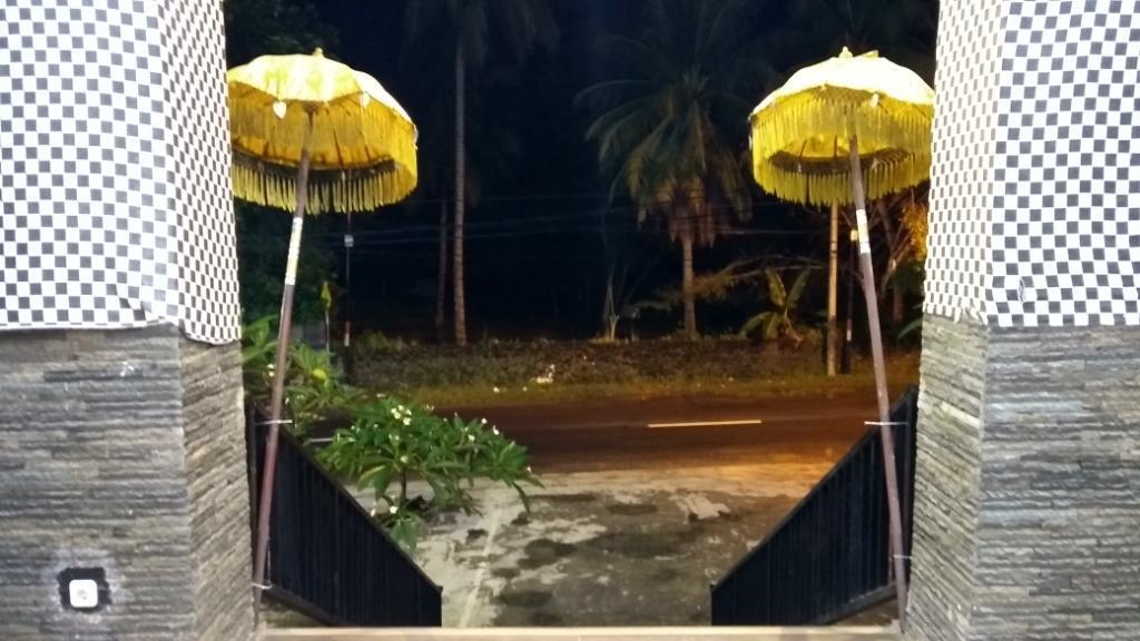 Bali De Anyer Hotel & Restaurant Exterior photo
